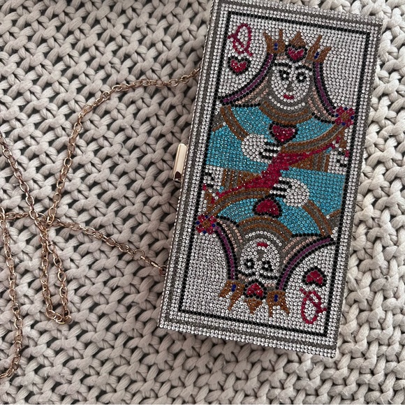 Handbags - bedazzled playing card purse! Perfect for sin city or casino night.